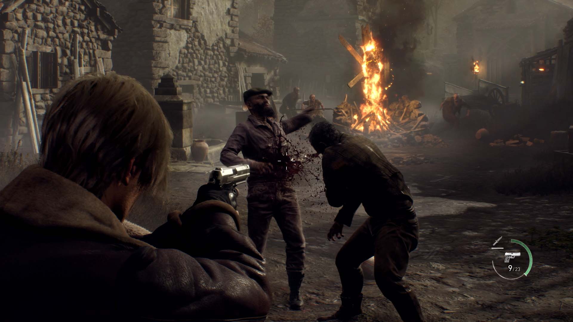 Leon tire sur des villageois zombies