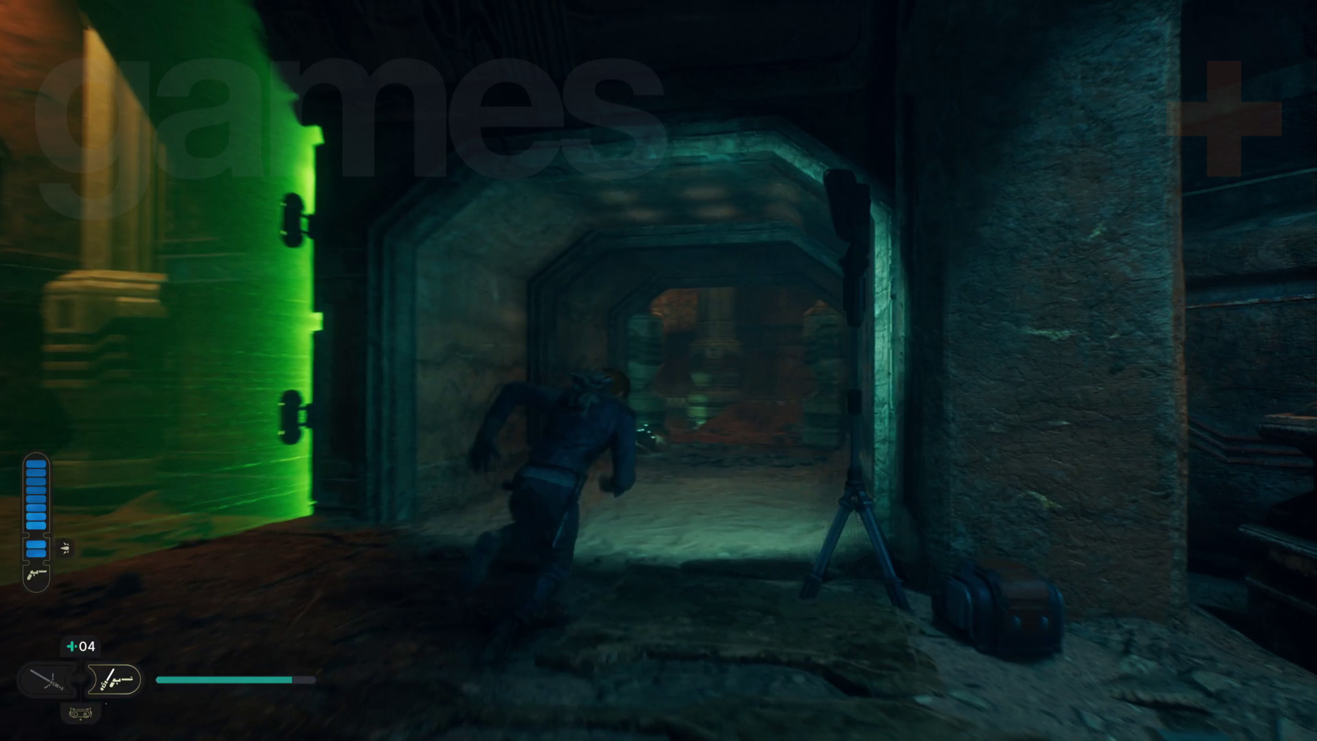 Războiul Stelelor Jedi Survivor Jedha walkthrough Cal uitându-se pe coridor lângă bariera porții cu laser verde