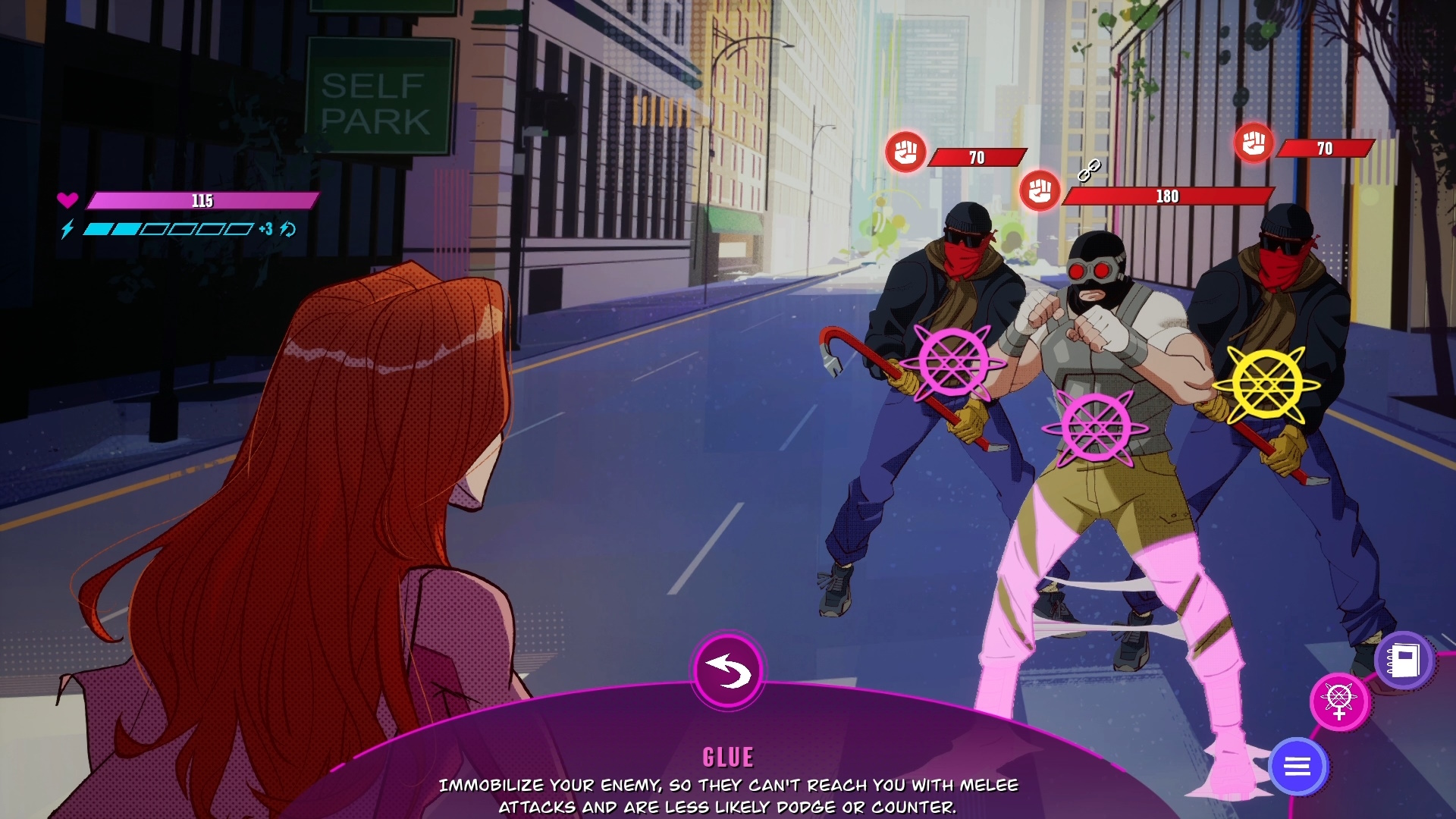 Snímek obrazovky z videohry Invincible Presents: Atom Eve, na kterém je zachycen boj.