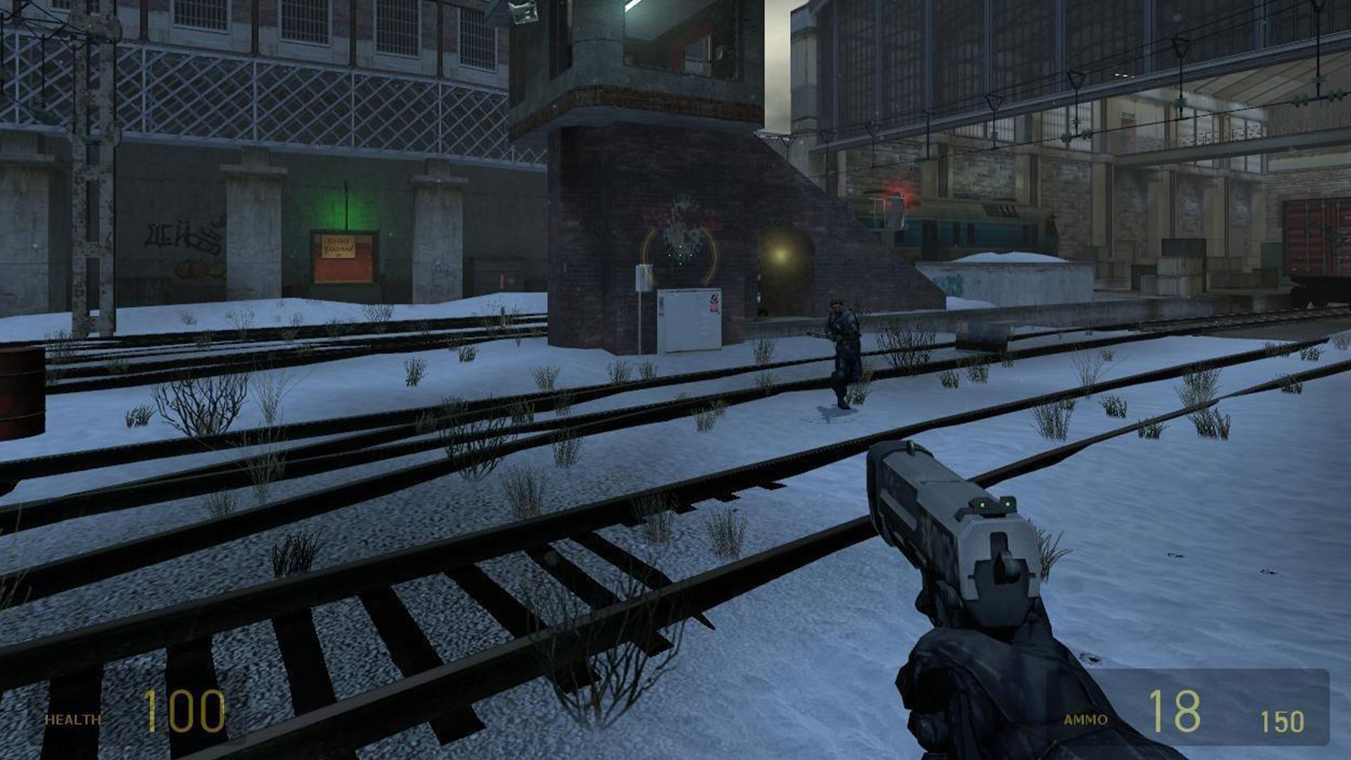 Скриншот Half-Life 2 deathmatch, демонстрирующий многопользовательский онлайн-экшен