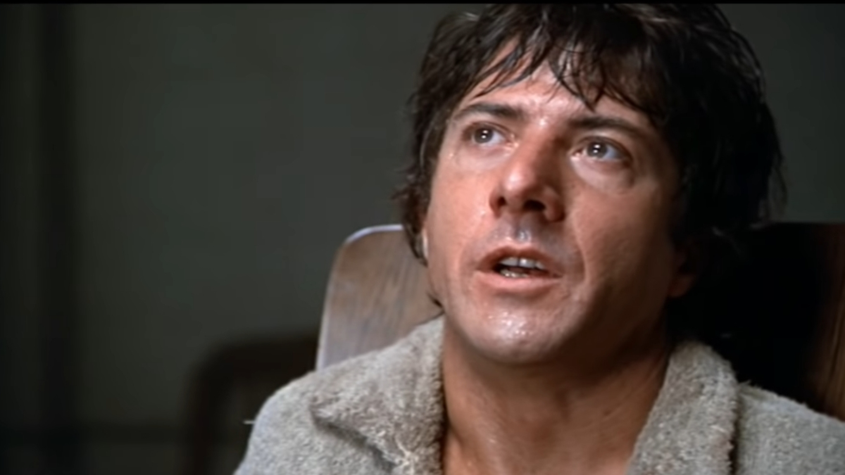 Dustin Hoffman připoutaný k mučícímu křeslu ve filmu Maratonec