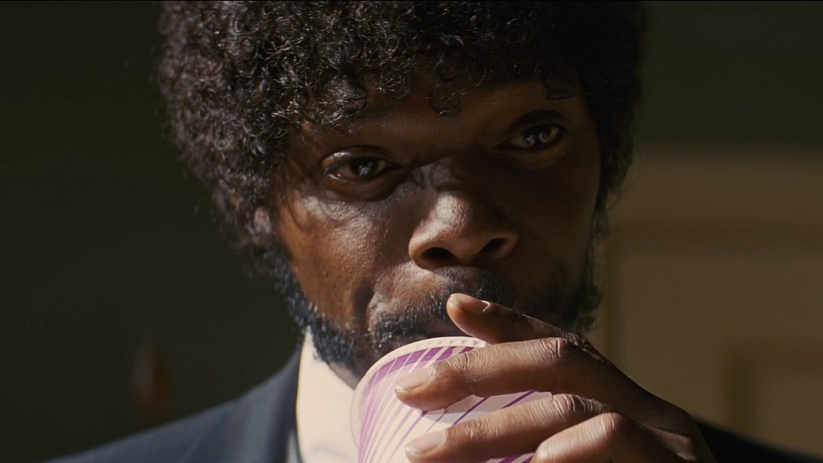 Samuel L. Jackson popíjí Sprite ve filmu Pulp Fiction