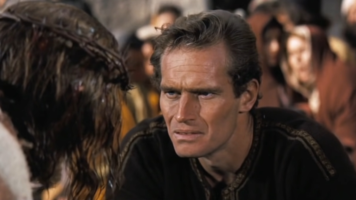 Charlton Heston schaut in die Augen von Jesus Christus in Ben-Hur