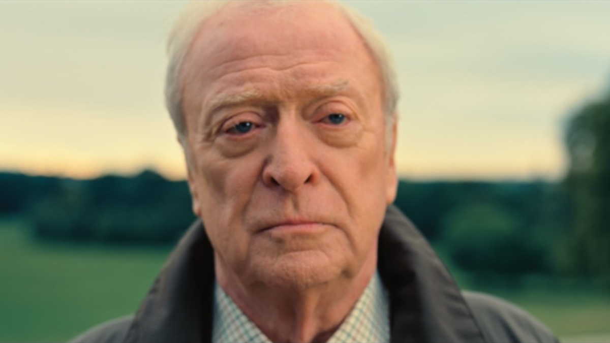 Michael Caine als Alfred in The Dark Knight Rises