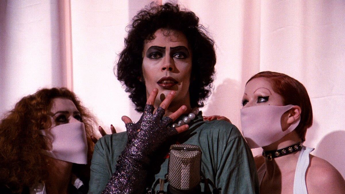 Dr. Frank N. Furter singt in The Rocky Horror Picture Show