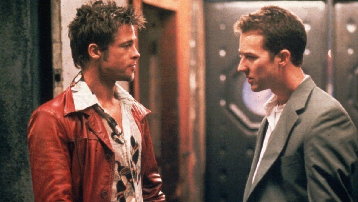 Brad Pitt y Ed Norton como Tyler Durden en El club de la lucha