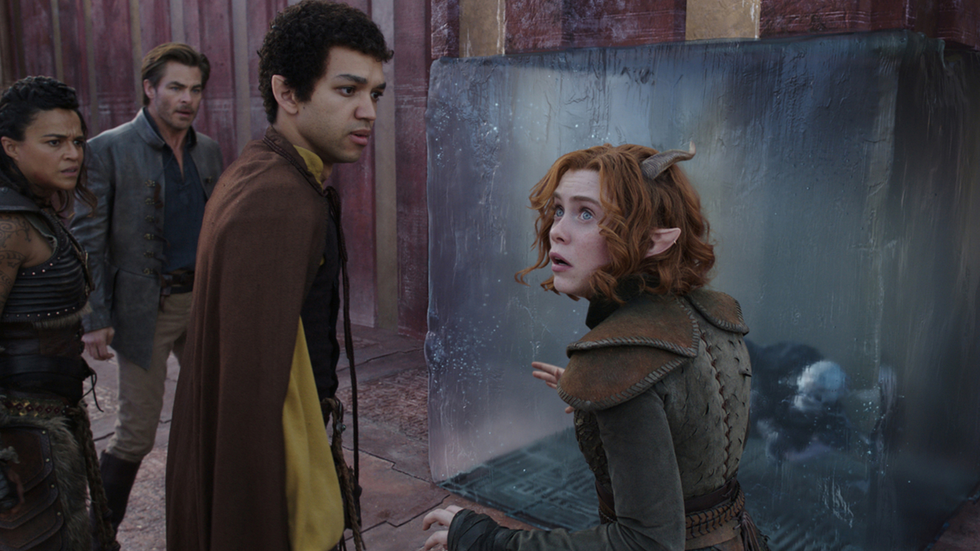 Justice Smith et Sophia Lillis dans Dungeons & Dragons : Honor Among Thieves