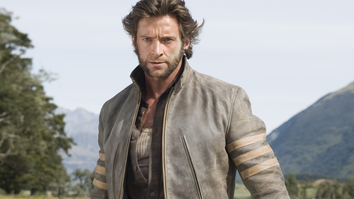 يقف هيو جاكمان طويل القامة مع ولفيرين في أصول X-Men: Wolverine