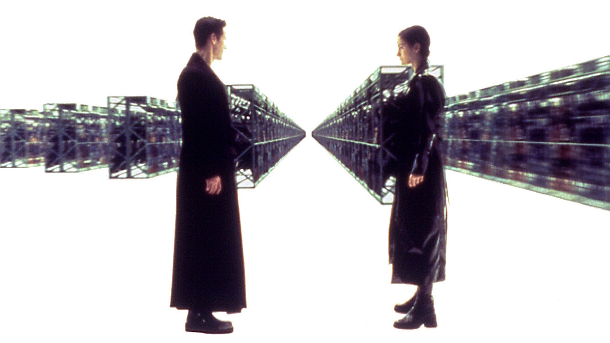 Neo e Trinity assaggiano il programma di addestramento di Matrix in The Matrix