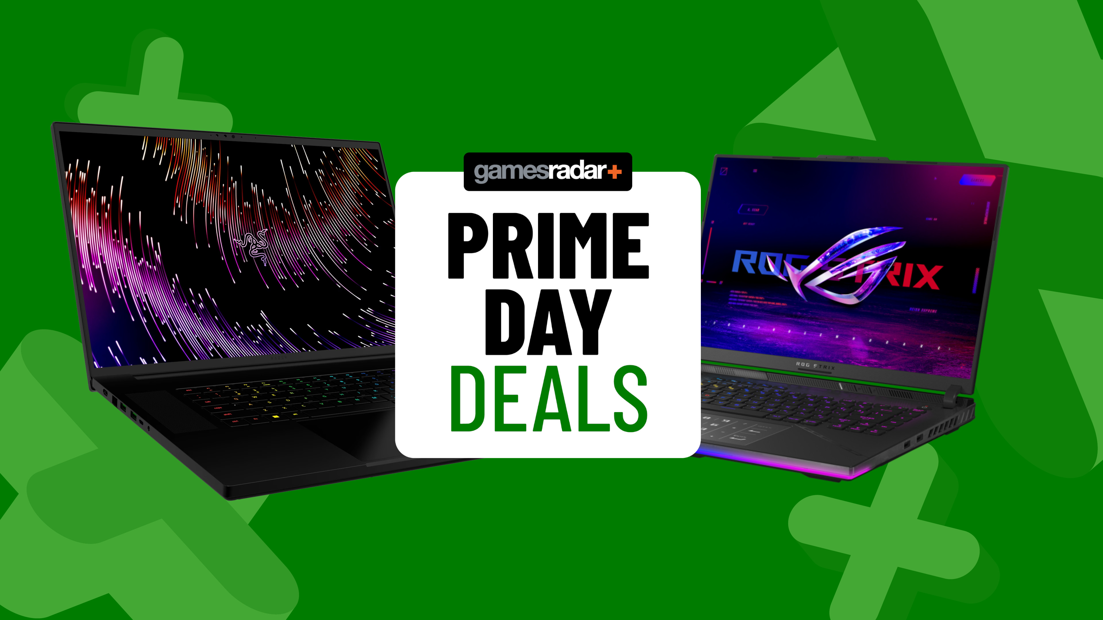 Insignia de ofertas del Prime Day con portátiles para juegos a ambos lados sobre fondo verde