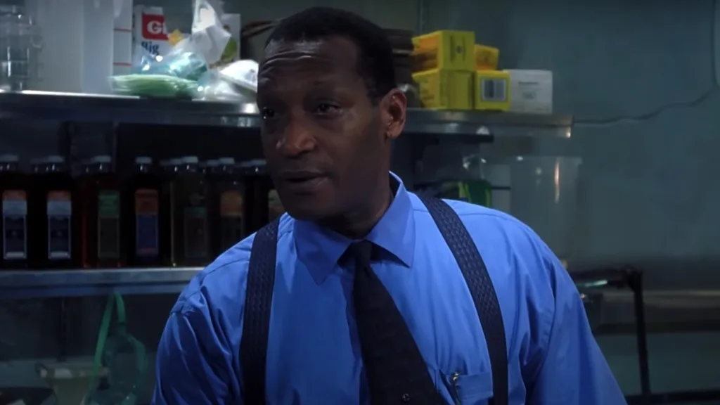 Tony Todd i rollen som William Bludworth i Final Destination (2000)