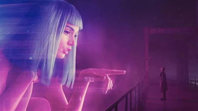 Ana de Armas és Ryan Gosling a Blade Runner 2049-ben
