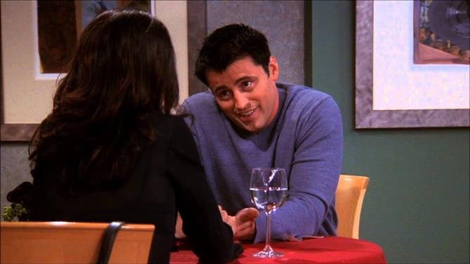 Kiedy Joey i Rachel zaczynają się spotykać